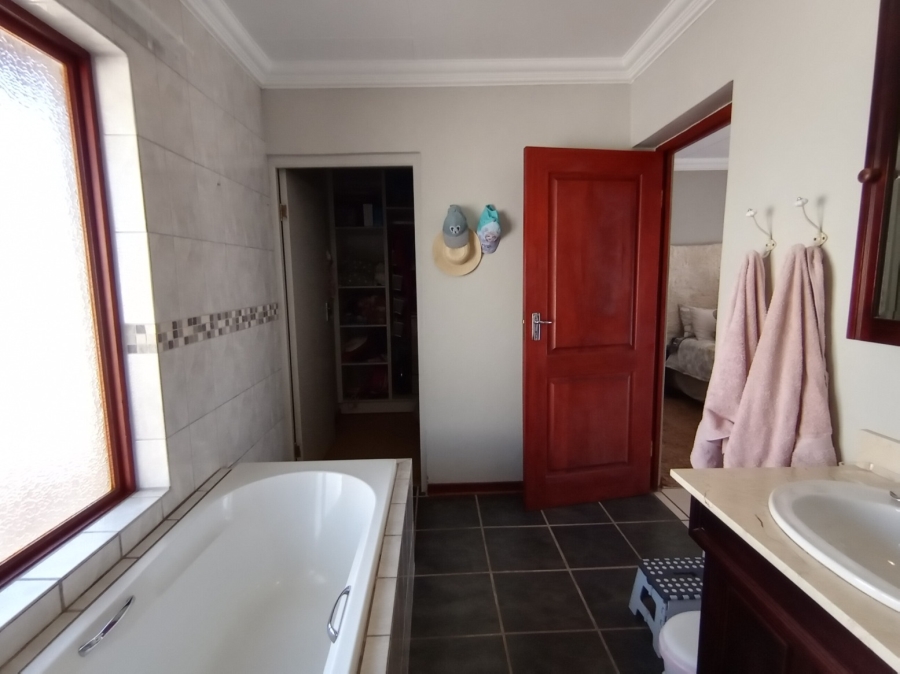 3 Bedroom Property for Sale in Vaal de Grace Nature Estate Free State